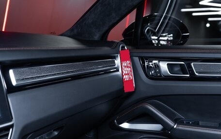 Porsche Cayenne III, 2020 год, 12 990 000 рублей, 32 фотография