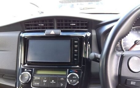 Toyota Corolla, 2015 год, 1 500 000 рублей, 12 фотография