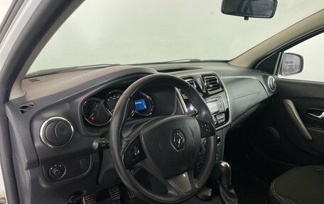 Renault Logan II, 2014 год, 792 000 рублей, 10 фотография