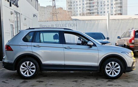 Volkswagen Tiguan II, 2021 год, 2 350 000 рублей, 4 фотография