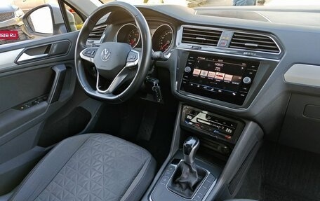 Volkswagen Tiguan II, 2021 год, 2 350 000 рублей, 10 фотография