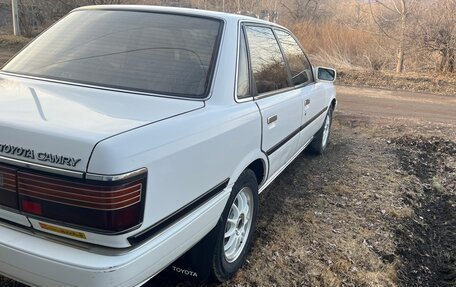 Toyota Camry, 1986 год, 315 000 рублей, 7 фотография