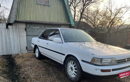 Toyota Camry, 1986 год, 315 000 рублей, 6 фотография