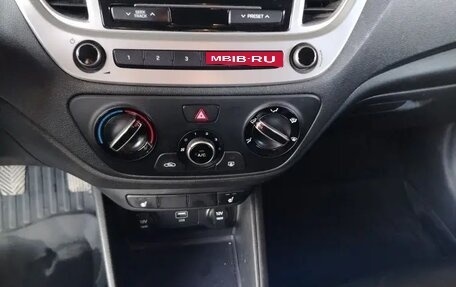 Hyundai Solaris II рестайлинг, 2019 год, 1 500 000 рублей, 8 фотография