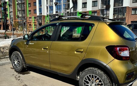 Renault Sandero II рестайлинг, 2017 год, 1 300 000 рублей, 22 фотография