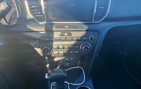 KIA Sportage IV рестайлинг, 2017 год, 1 798 000 рублей, 6 фотография