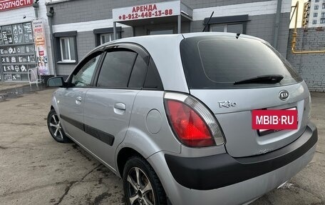 KIA Rio II, 2006 год, 200 000 рублей, 6 фотография
