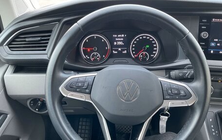 Volkswagen Caravelle T6 рестайлинг, 2022 год, 4 385 000 рублей, 12 фотография