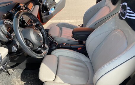 MINI Hatch, 2018 год, 2 600 000 рублей, 18 фотография