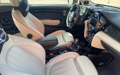 MINI Hatch, 2018 год, 2 600 000 рублей, 17 фотография