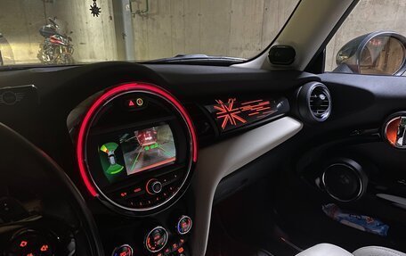 MINI Hatch, 2018 год, 2 600 000 рублей, 23 фотография