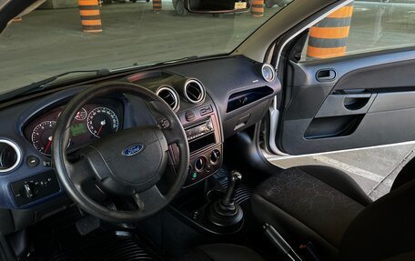 Ford Fiesta, 2006 год, 295 000 рублей, 8 фотография