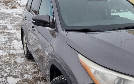 Toyota Highlander III, 2015 год, 3 300 000 рублей, 2 фотография