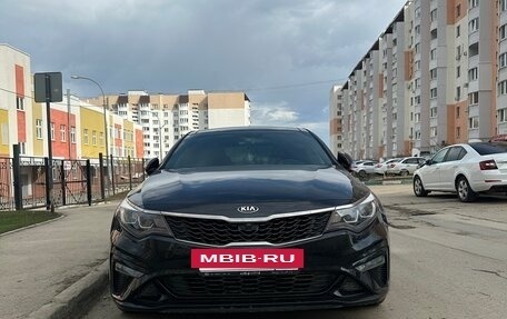 KIA Optima IV, 2018 год, 2 200 000 рублей, 3 фотография