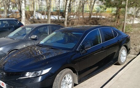 Toyota Camry, 2018 год, 2 450 000 рублей, 2 фотография