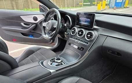 Mercedes-Benz C-Класс, 2017 год, 3 200 000 рублей, 11 фотография