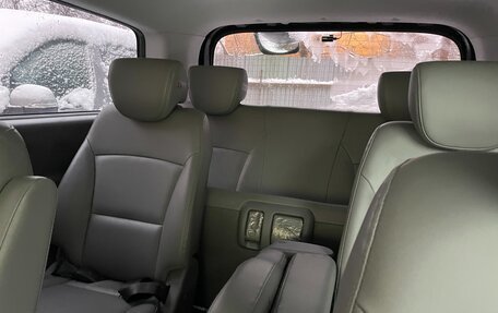 Hyundai Grand Starex Grand Starex I рестайлинг 2, 2019 год, 3 900 000 рублей, 7 фотография