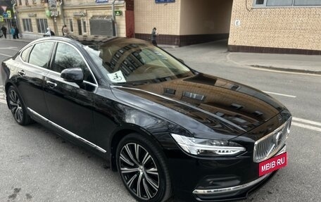 Volvo S90 II рестайлинг, 2021 год, 3 900 000 рублей, 6 фотография