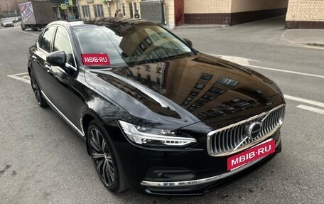 Volvo S90 II рестайлинг, 2021 год, 3 900 000 рублей, 5 фотография