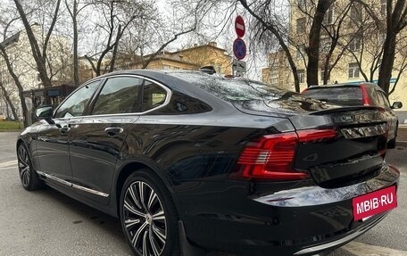 Volvo S90 II рестайлинг, 2021 год, 3 900 000 рублей, 12 фотография