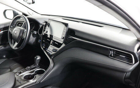 Toyota Camry, 2021 год, 3 597 000 рублей, 10 фотография