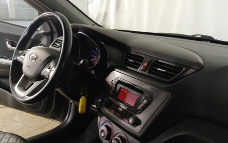 KIA Rio III рестайлинг, 2014 год, 1 029 000 рублей, 10 фотография