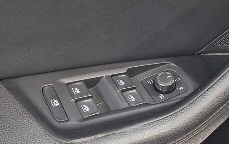 Volkswagen Passat B8 рестайлинг, 2018 год, 1 850 000 рублей, 12 фотография