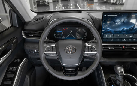 Toyota Highlander, 2026 год, 5 850 000 рублей, 14 фотография