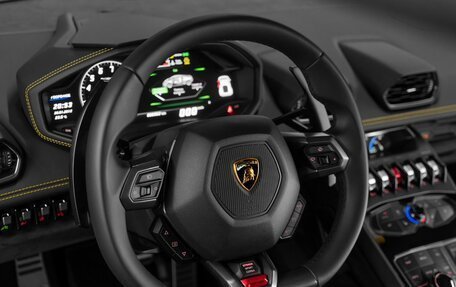 Lamborghini Huracán, 2016 год, 19 500 000 рублей, 15 фотография