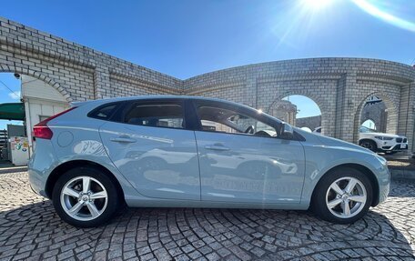 Volvo V40 II рестайлинг, 2017 год, 955 000 рублей, 3 фотография