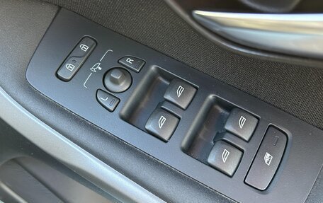 Volvo V40 II рестайлинг, 2017 год, 955 000 рублей, 15 фотография