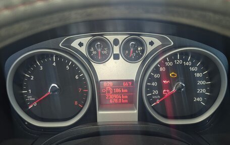 Ford Focus II рестайлинг, 2011 год, 500 000 рублей, 2 фотография