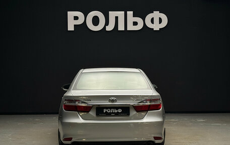 Toyota Camry, 2015 год, 2 290 000 рублей, 4 фотография