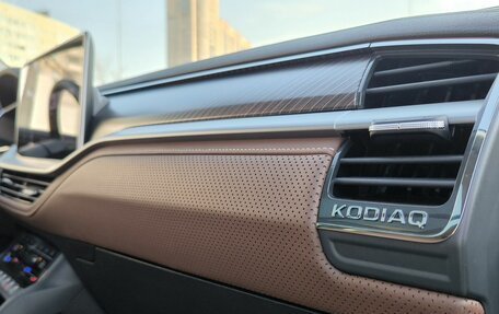 Skoda Kodiaq I, 2023 год, 4 750 000 рублей, 27 фотография