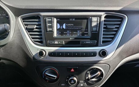 Hyundai Solaris II рестайлинг, 2017 год, 1 241 000 рублей, 15 фотография