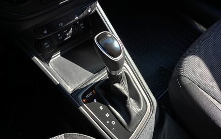 Hyundai Solaris II рестайлинг, 2017 год, 1 241 000 рублей, 17 фотография