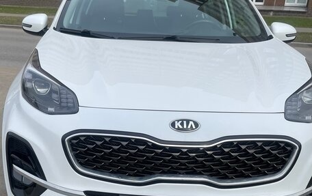 KIA Sportage IV рестайлинг, 2019 год, 2 550 000 рублей, 1 фотография
