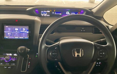 Honda Freed II, 2017 год, 1 900 000 рублей, 7 фотография