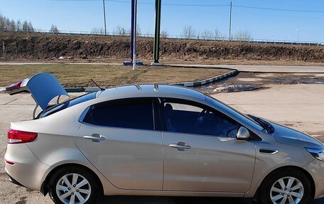 KIA Rio III рестайлинг, 2015 год, 920 000 рублей, 2 фотография