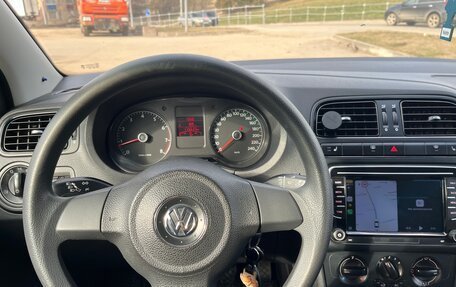 Volkswagen Polo VI (EU Market), 2012 год, 750 000 рублей, 14 фотография