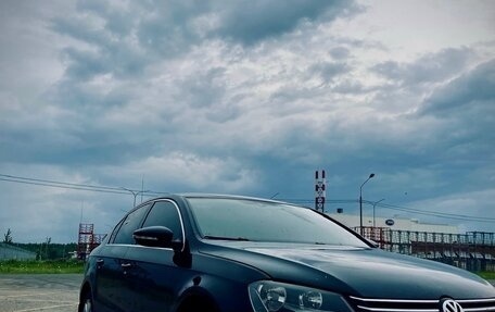 Volkswagen Passat B7, 2011 год, 900 000 рублей, 4 фотография