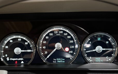 Rolls-Royce Cullinan, 2019 год, 25 000 000 рублей, 10 фотография