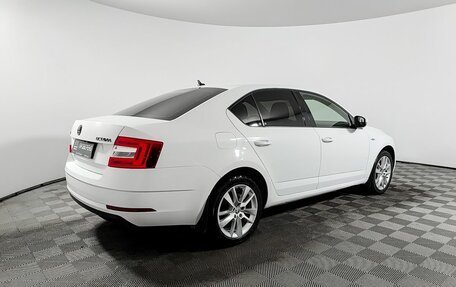 Skoda Octavia, 2018 год, 1 850 000 рублей, 6 фотография