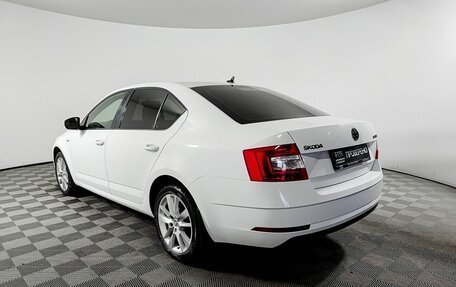 Skoda Octavia, 2018 год, 1 850 000 рублей, 8 фотография