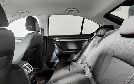 Skoda Octavia, 2018 год, 1 850 000 рублей, 15 фотография