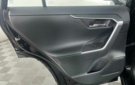 Toyota RAV4, 2025 год, 4 244 000 рублей, 10 фотография