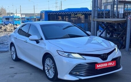 Toyota Camry, 2020 год, 2 720 000 рублей, 4 фотография