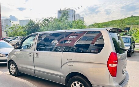 Hyundai Grand Starex Grand Starex I рестайлинг 2, 2015 год, 1 965 000 рублей, 5 фотография