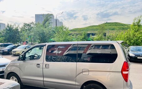 Hyundai Grand Starex Grand Starex I рестайлинг 2, 2015 год, 1 965 000 рублей, 6 фотография