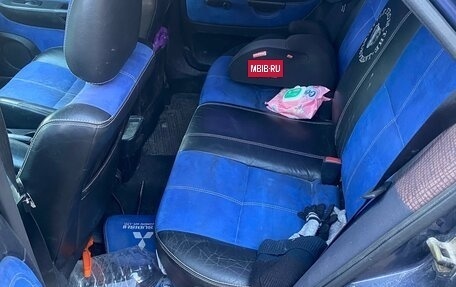 Mitsubishi Carisma I, 2000 год, 120 000 рублей, 7 фотография